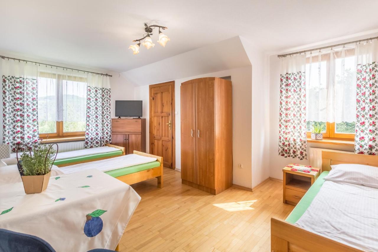 Wisniowy Gaj Villa Ujanowice Kültér fotó